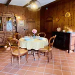 Ferienhaus La Rosa Di Langa - Charming Panoramic House Albaretto della Torre