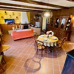 Ferienhaus La Rosa Di Langa - Charming Panoramic House *