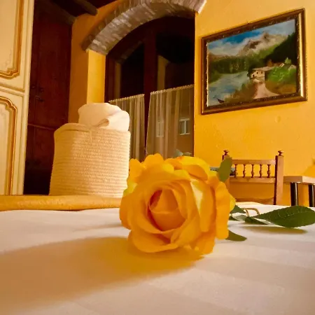 別荘 La Rosa Di Langa - Charming Panoramic House Albaretto Della Torre