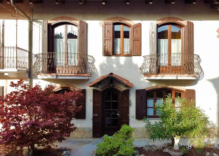 Feriehus La Rosa Di Langa - Charming Panoramic House *