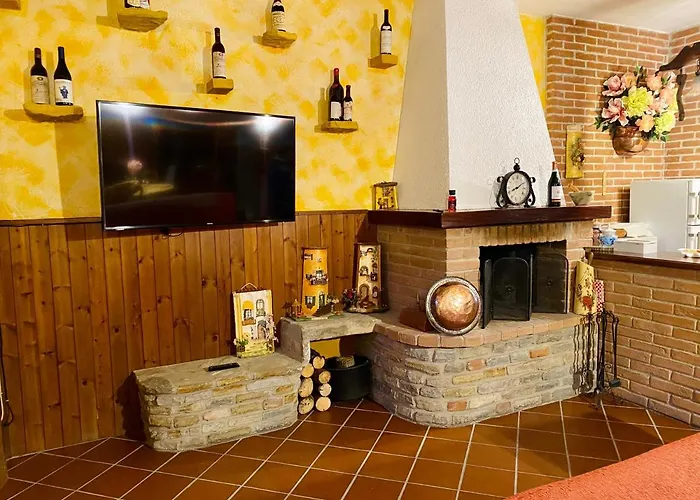 Feriehus La Rosa Di Langa - Charming Panoramic House