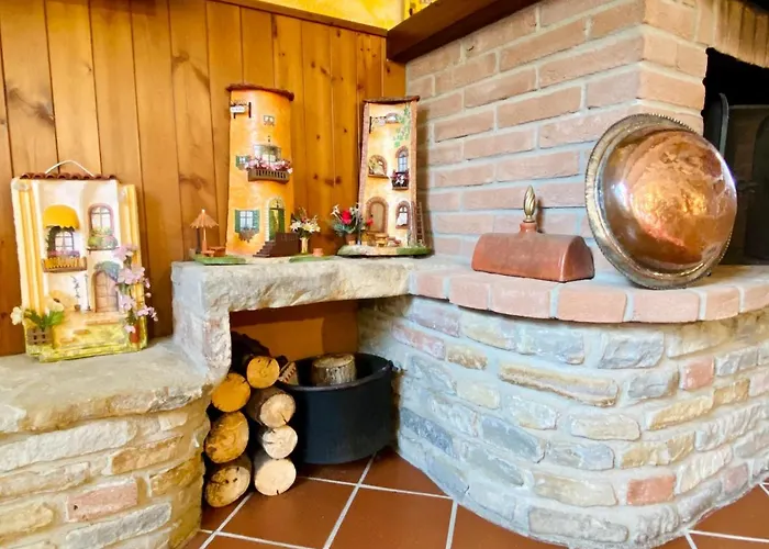 Feriehus La Rosa Di Langa - Charming Panoramic House