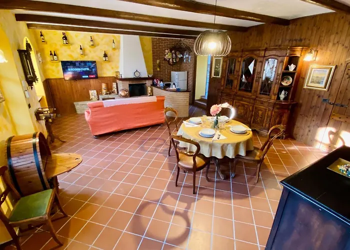 Feriehus La Rosa Di Langa - Charming Panoramic House *
