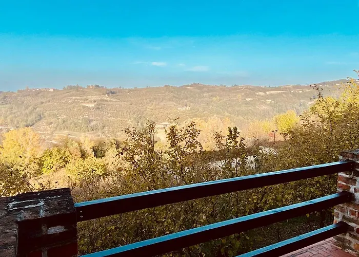 Holiday home La Rosa Di Langa - Charming Panoramic House *